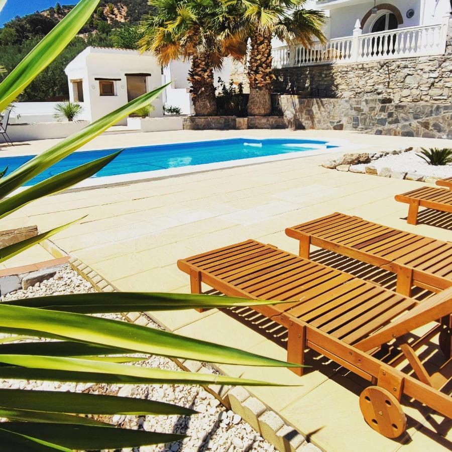 Cortijo Pennymaria Poolside Apartment Near Montefrio With Stunning Views Kültér fotó
